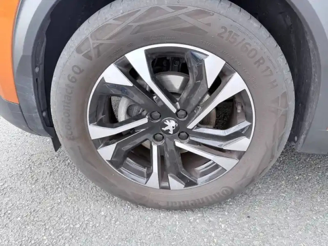 Peugeot 2008 puretech 100 s&amp;s bvm6 — photo 31
