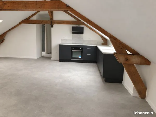 APPARTEMENT T3 - 71 m² - BAGNERES-DE-BIGORRE