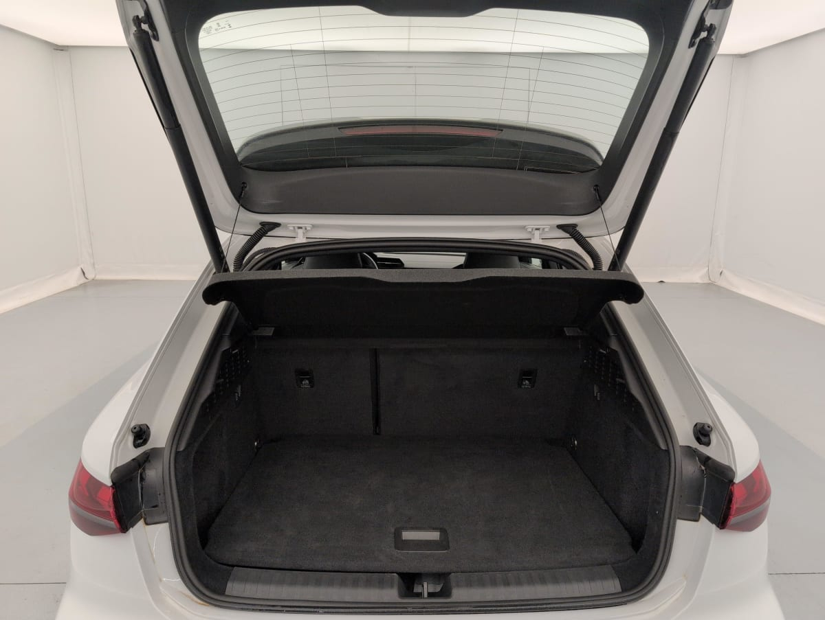 Audi A3 Sportback — photo 11
