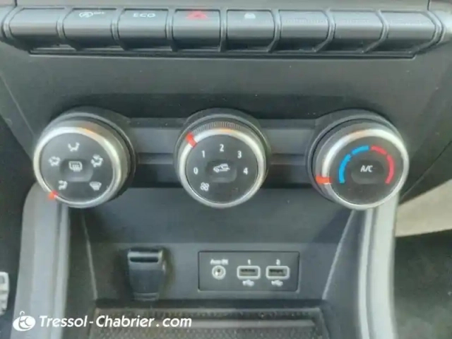 Renault Captur blue dci 95 business — photo 15