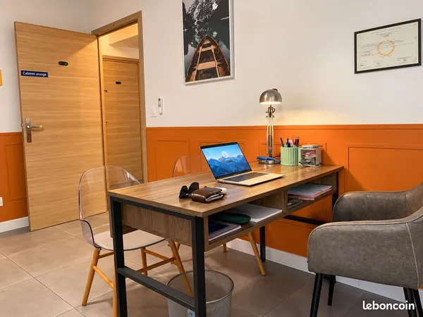 Beau cabinet de santé au sein d'une équipe pluridisciplinaire - 13 m²