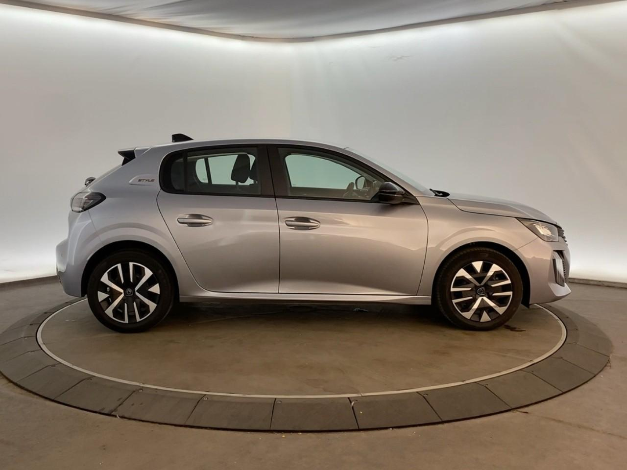 Peugeot 208 100 s&s bvm6 style — photo 4