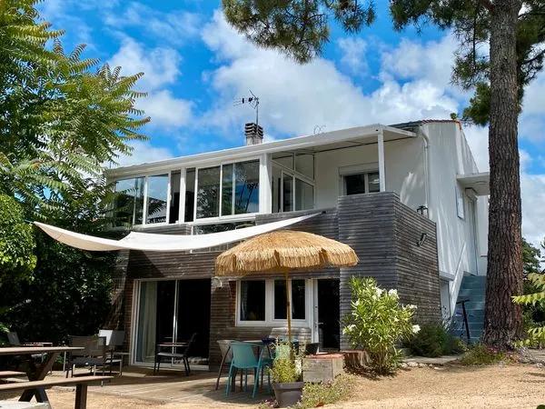 LA GRIÈRE - Maison 4 Chambres de 140 m², jardin 414 m², plage à 500 m