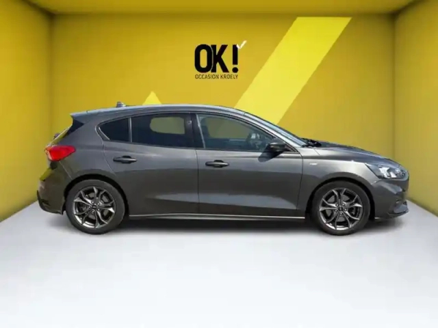 Ford Focus 2.0 150 st-line bva8 — photo 6