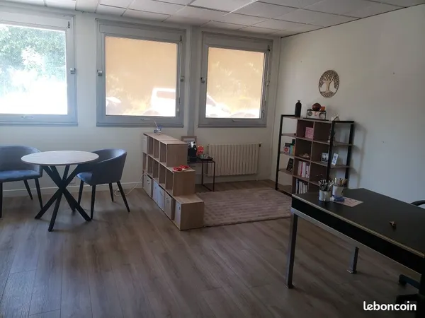 Bureaux à usage professionnel - quimper prat ar rouz