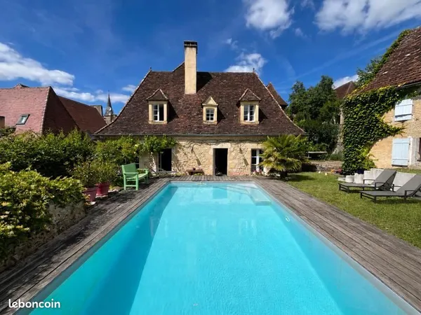 Maison 9 pièces 180 m²