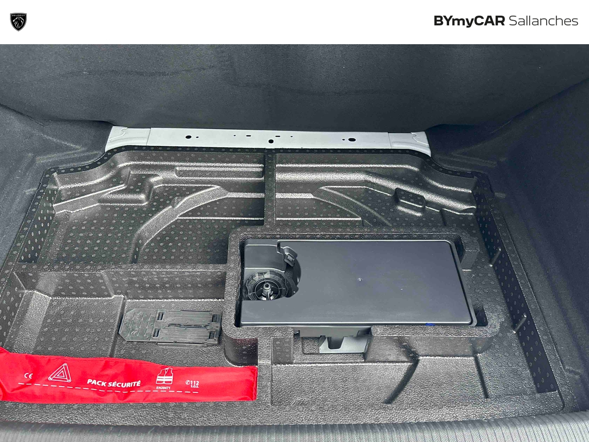 Peugeot 308 PureTech 130ch S&amp;S EAT8 — photo 25