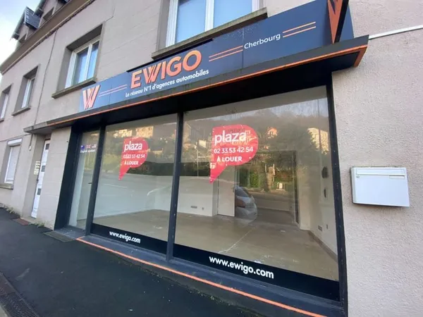 LOCAL A LOUER SUR LA GLACERIE OFFRANT UNE BONNE VISIBILITE