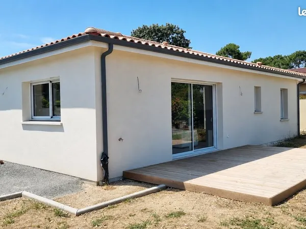 Maison neuve 2026 - 3 chambres - Disponible pour une location de 1 à 7 mois