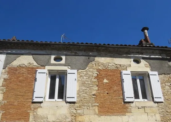 Appartement non meublé T2 1er étage (droite) - Savignac Les