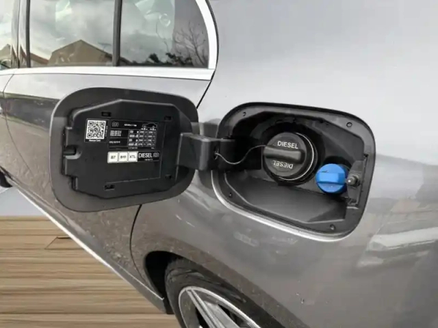 Mercedes Classe A 200 d amg line — photo 13
