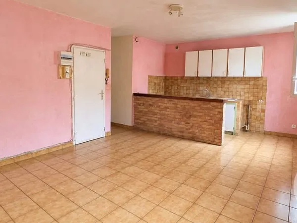 Studio 1 pièce 28 m²