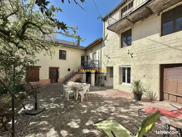 Immeuble de rapport 238 m²