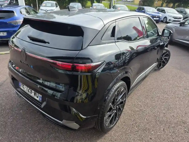 Renault Megane e-tech 220 ch autonomie confort — photo 3