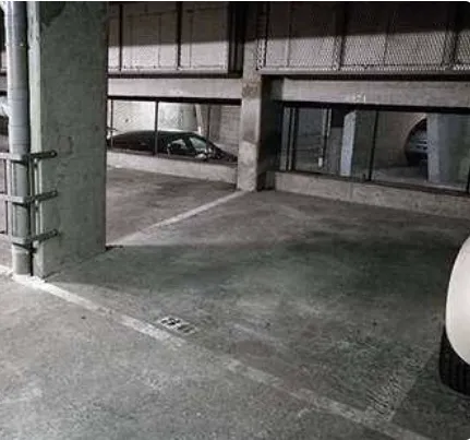 parking voiture, résidence sécurisée, Paris XIIIe