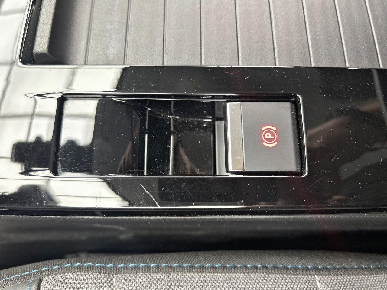 Citroën C4 puretech 130 s&s eat8 feel pack — photo 18