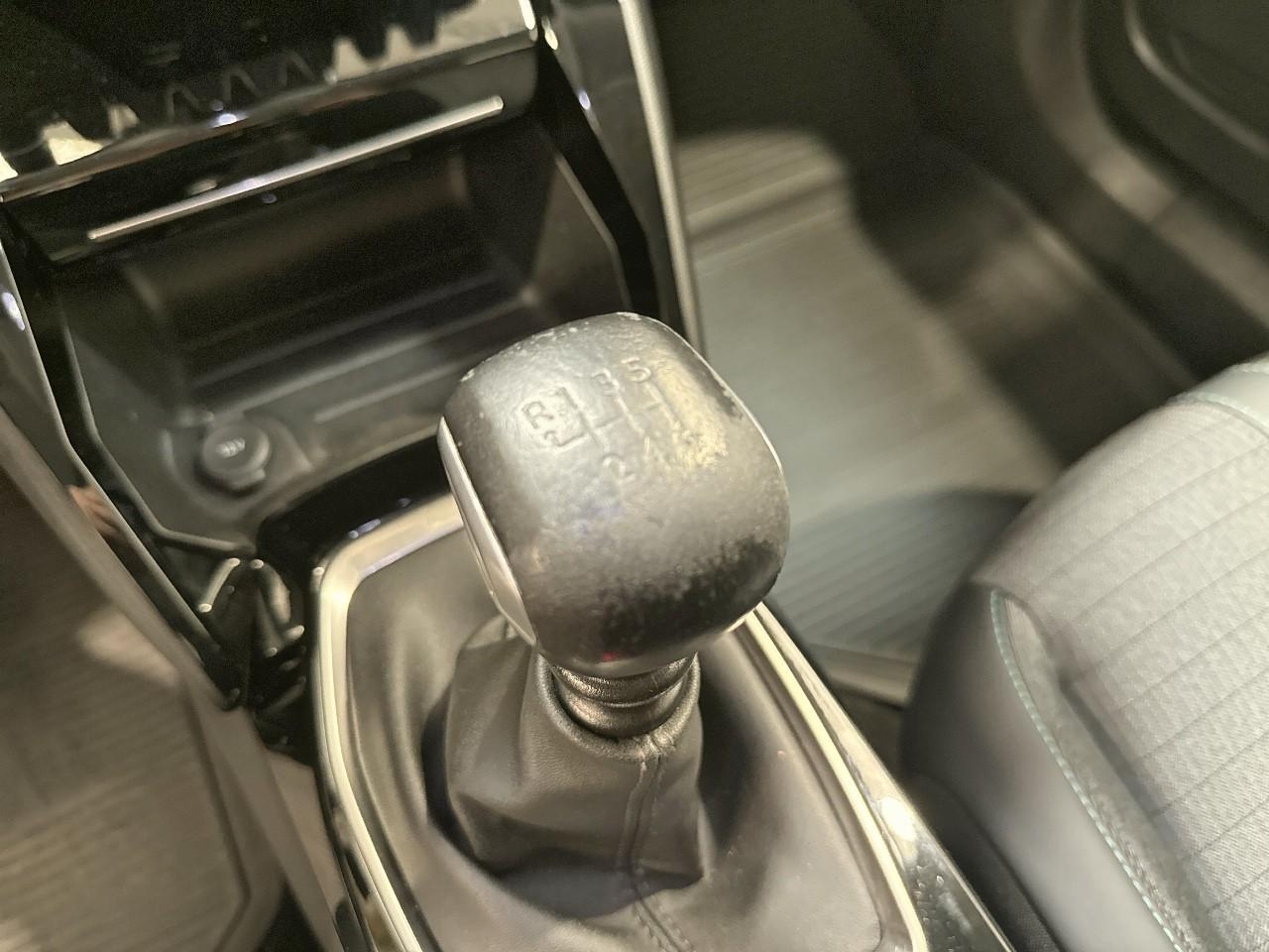 Peugeot 2008 bluehdi 110 s&s bvm6 allure business — photo 11