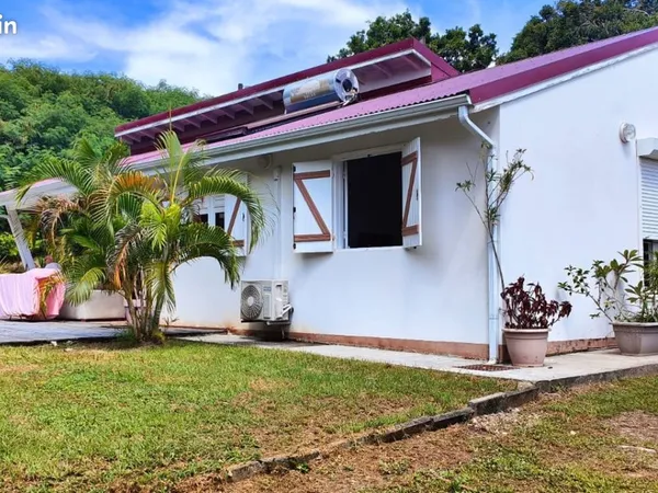Villa T3 de plain-pied, quartier calme - Le Moule