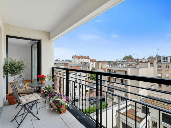 Saint-Maurice — 4 pièces neuf avec loggia et parking
