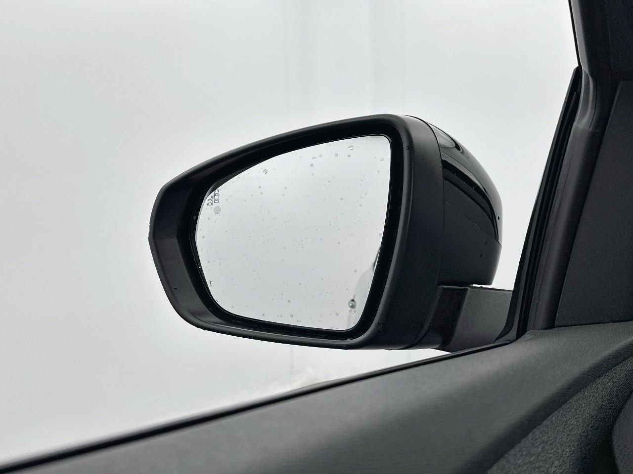 Peugeot 3008 hybrid 225 e-eat8 allure pack — photo 17