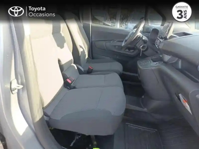Toyota Proace city medium electric 136ch 50 kwh start mc24 — photo 6