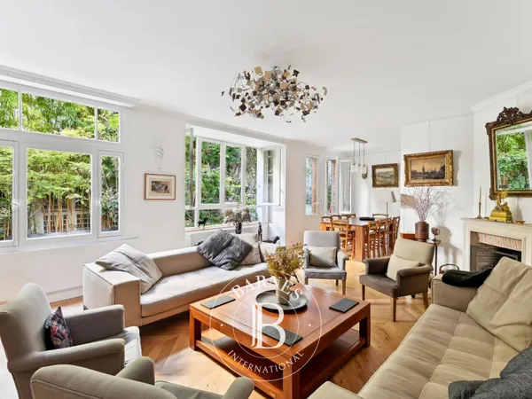 Le service location de la Maison BARNES vous présente ce bien :