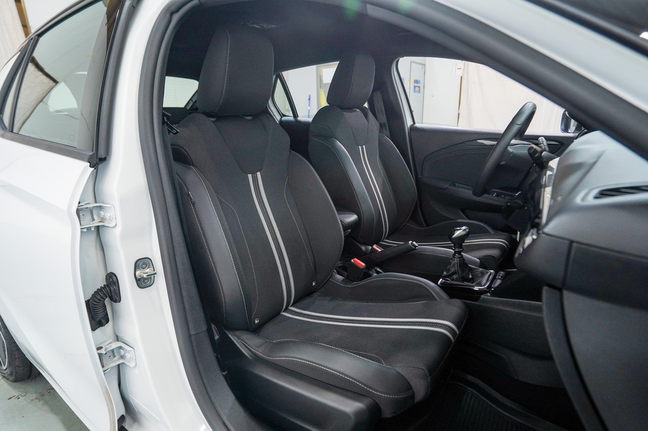 Opel Corsa — photo 14