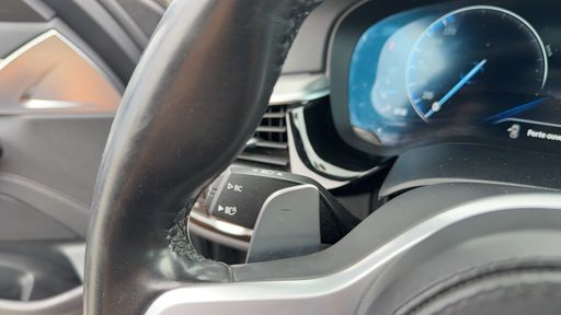 BMW Serie 5 518d 150 Steptronic8 - M Sport – 2020 – 138900 km – Diesel – Boîte Automatique — photo 14