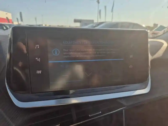 Peugeot 2008 puretech 100 s&amp;s bvm6 — photo 39