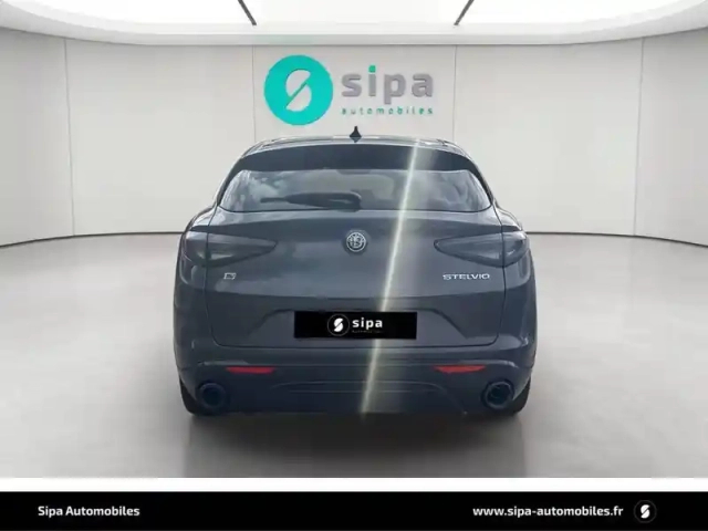 Alfa Romeo Stelvio 2.2 160 ch at8 — photo 4