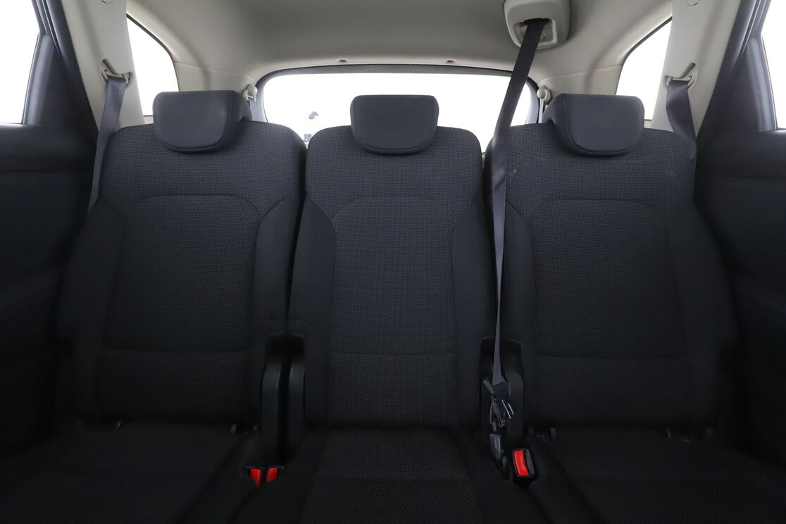 Kia Carens 1.7 CRDi ISG UEFA Euro 2016 — photo 14