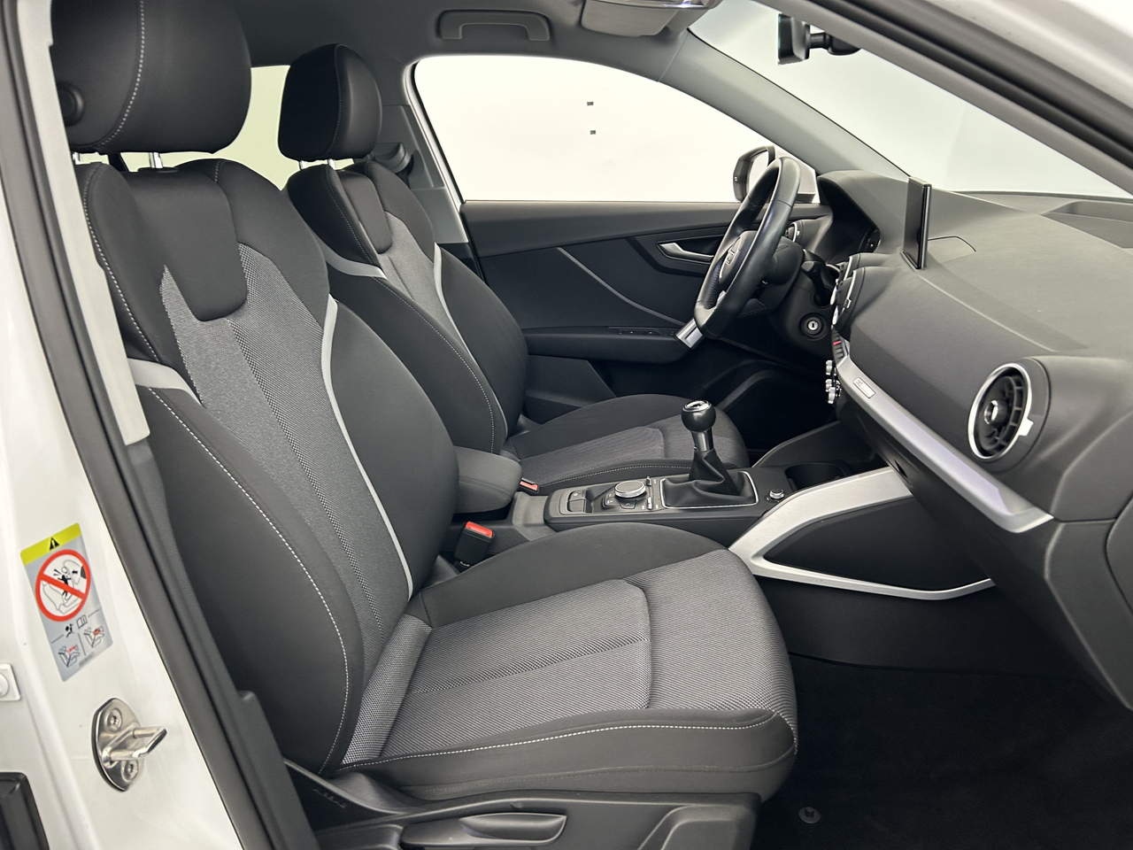 Audi Q2 — photo 14