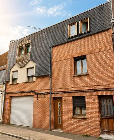 AMIENS, Saint Pierre. Immeuble de rapport