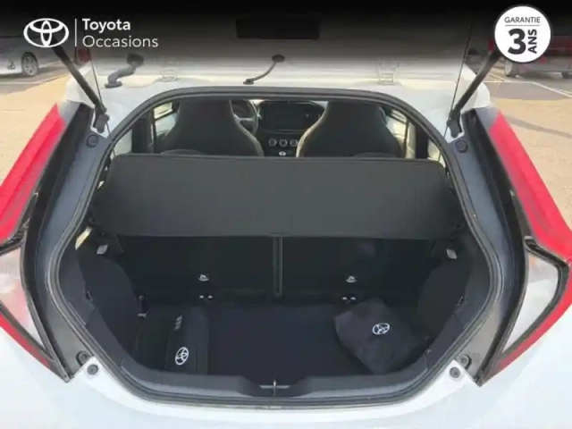Toyota Aygo X 1.0 vvt-i 72ch dynamic my23 — photo 15