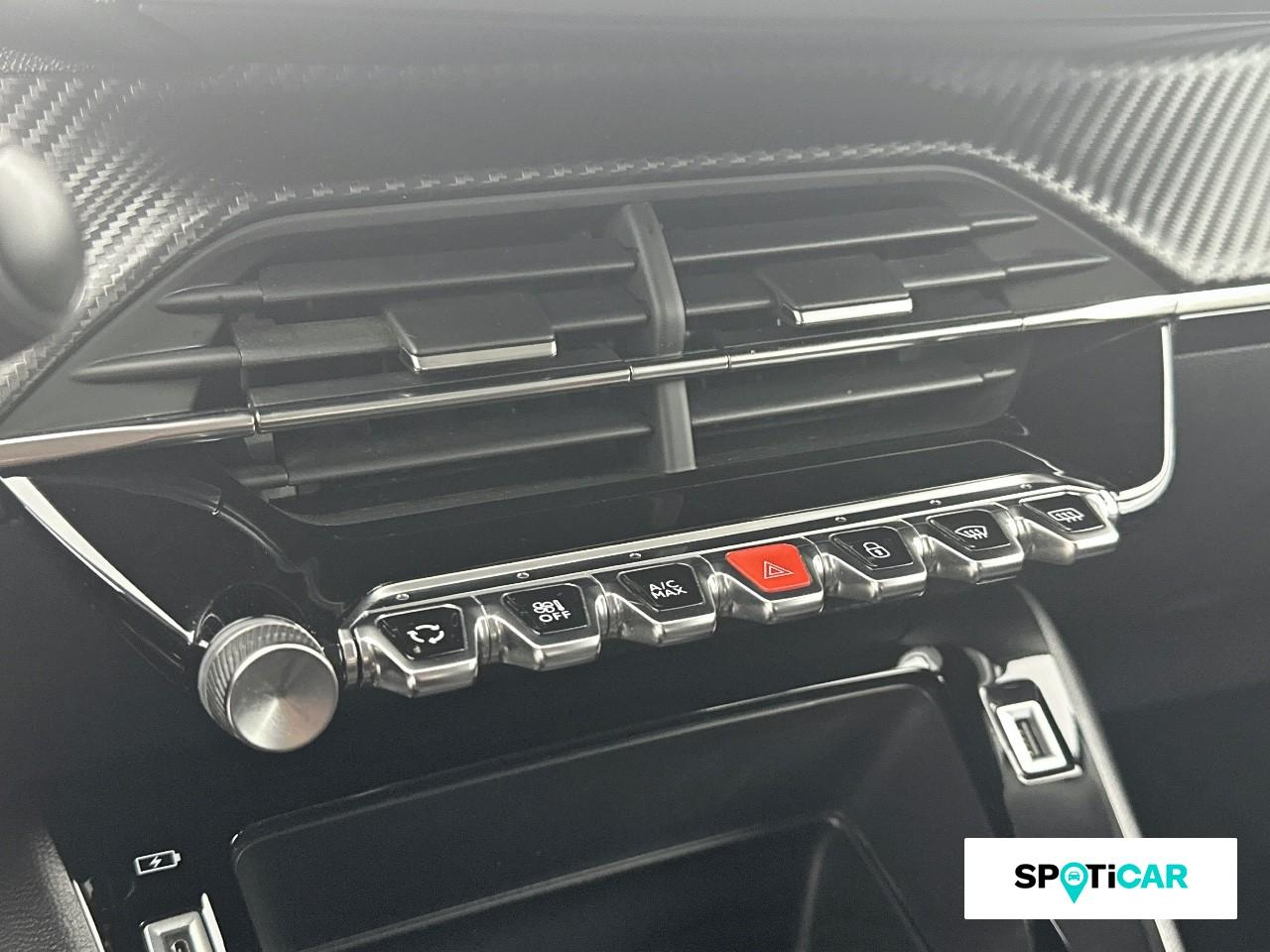 Peugeot 2008 1.2 puretech 100ch s&s active pack — photo 15
