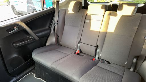 Toyota RAV4 2.5 VVTi 197 Hybrid 2WD E-CVT - Dynamic – 2018 – 86598 km – Hybride essence – Boîte Automatique — photo 18