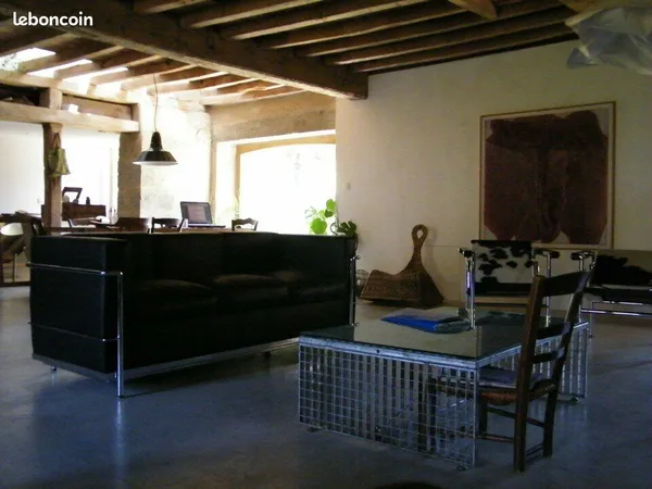 Maison 9 pièces 270 m²