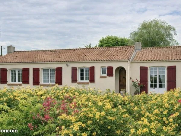 Maison lumineuse de plain pied