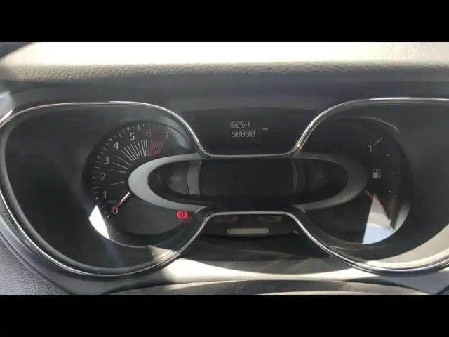 Renault Captur 1.2 tce 120ch stop&amp;start energy wave edc euro6 2016 — photo 11