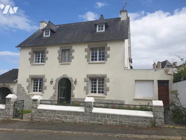 Maison 8 pièces 200 m²