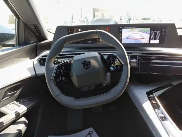 Peugeot 5008 hybrid 145 ch e-dcs6 — photo 9