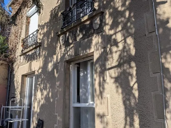 Immeuble de rapport 8 pièces 130 m²