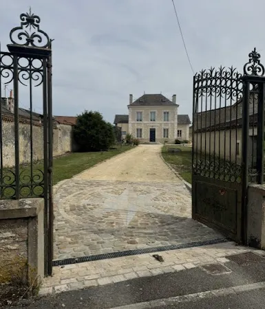 Maison 7 pièces 210 m²