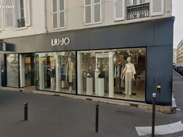 Local commercial 90 m²