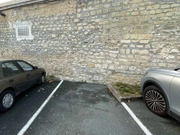 Parking extérieur centre-ville