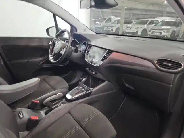 Opel Crossland 1.2 turbo 130ch  ultimate bva — photo 8
