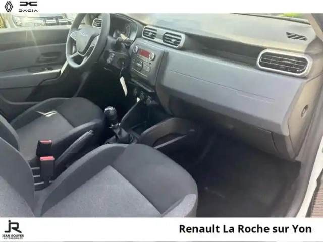 Dacia Duster 1.0 eco-g 100ch essential 4x2 — photo 15
