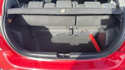 Toyota Yaris 1.0 VVT-i 69 - Confort Pack – 2011 – 83603 km – Essence – Boîte Manuelle — photo 32