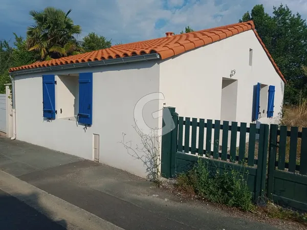 A LOUER ! Maison de 32,56 m² avec 1 chambre sur Saint Benoist sur Mer