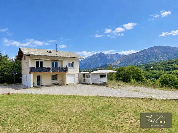 Maison 127 m² avec T2 indépendant et terrain de 6 004 m²